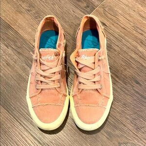 Blowfish Women's Coral Canvas Sneakers